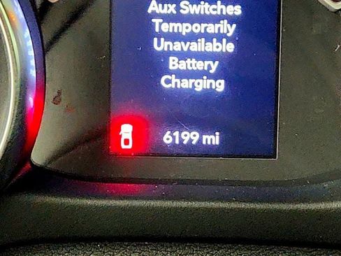 Used 2021 Jeep Gladiator Sport AWD/4WD image 15