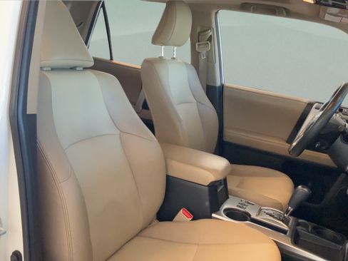 Used 2021 Toyota 4Runner SR5 Premium w/ Moonroof Package RWD image 42