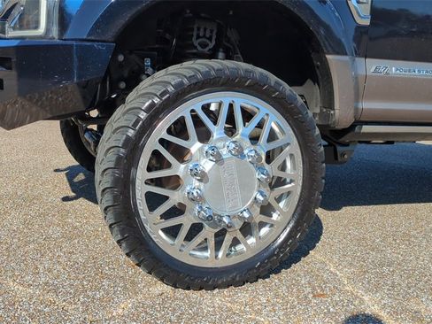 Used 2021 Ford F450 King Ranch w/ King Ranch Ultimate Package image 9