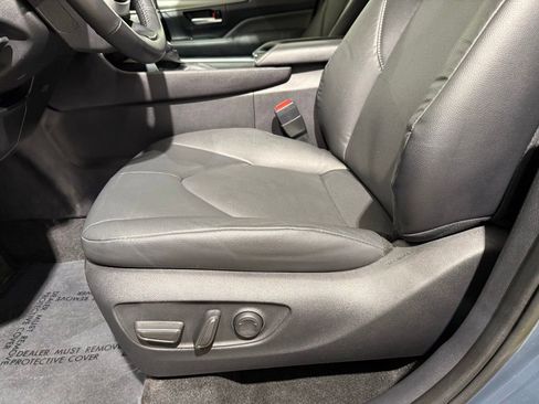 Certified 2024 Toyota Grand Highlander AWD image 14