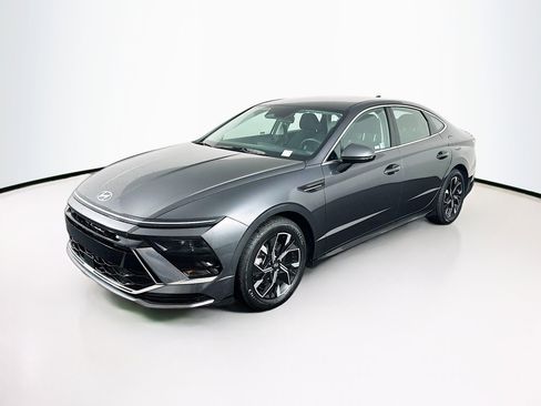 Used 2025 Hyundai Sonata SEL image 3