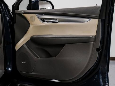 Used 2018 Cadillac XT5 Luxury w/ Driver Awareness Package image 45