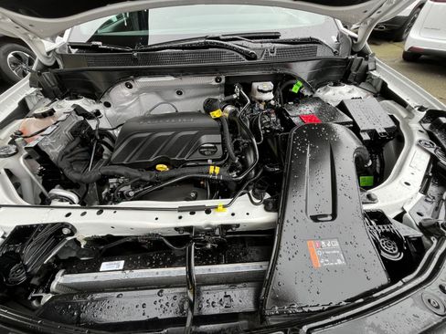 Used 2025 Buick Envista Preferred image 33