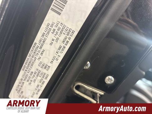 Used 2023 Jeep Cherokee Altitude Lux image 43