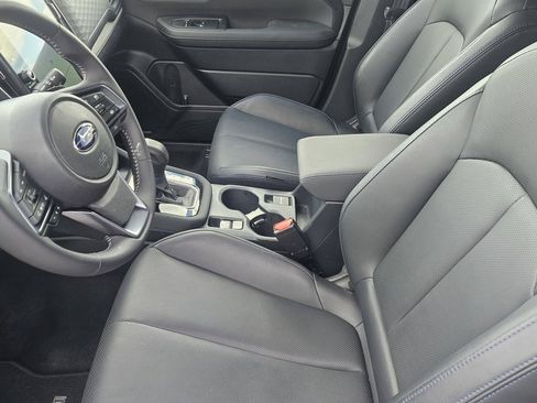 Used 2025 Subaru Forester Limited AWD/4WD image 10