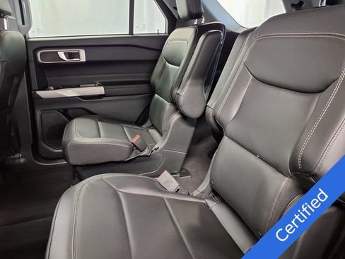 Certified 2023 Ford Explorer XLT w/ Equipment Group 202A AWD/4WD image 7