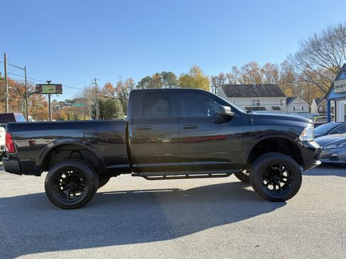 Used 2018 RAM 1500 Express w/ Express Value Package image 5