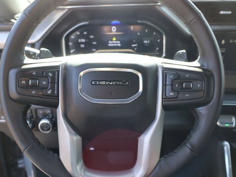 Used 2025 GMC Sierra 1500 Denali w/ Denali Reserve Package image 17