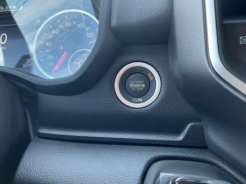 New 2026 RAM 1500 4x4 Crew Cab image 19