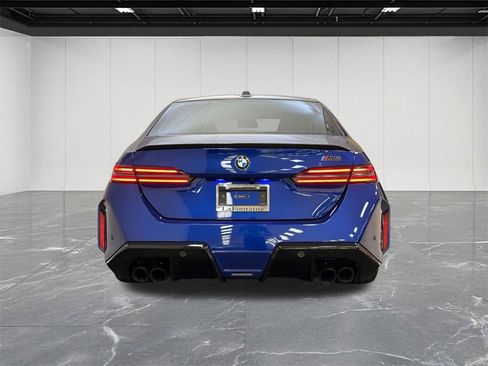 Used 2025 BMW M5 w/ Carbon Package image 7