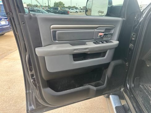 Used 2018 RAM 2500 Big Horn AWD/4WD image 6