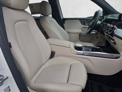 Certified 2021 Mercedes-Benz GLB 250 image 19