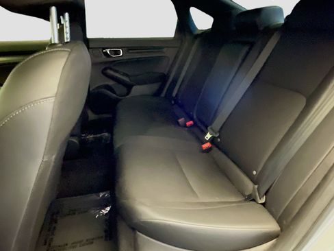 Used 2025 Honda Civic Sport image 14