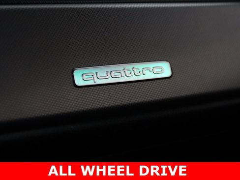 Used 2021 Audi Q3 2.0T Premium Plus w/ Premium Plus Package image 22