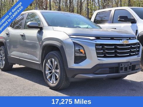 Used 2026 Chevrolet Equinox LT AWD/4WD image 3