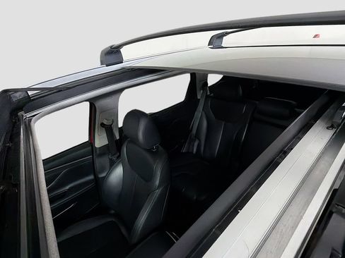 Used 2020 Hyundai Santa Fe Limited FWD image 11