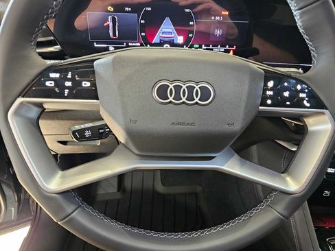 New 2025 Audi Q5 Premium image 23