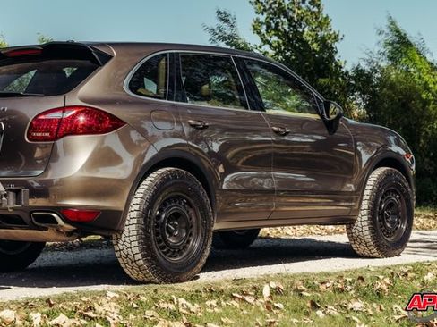 Used 2013 Porsche Cayenne AWD/4WD image 47