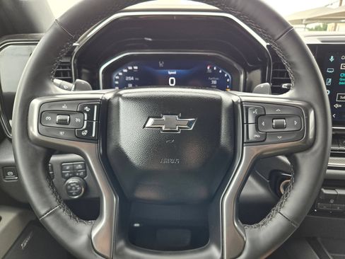 Certified 2025 Chevrolet Silverado 1500 ZR2 w/ Technology Package AWD/4WD image 11