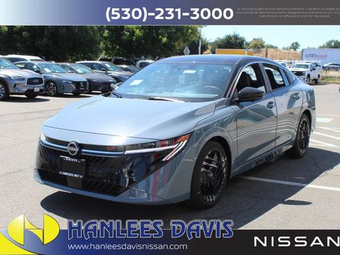 New 2026 Nissan Sentra SR w/ SR Premium Package FWD image 3