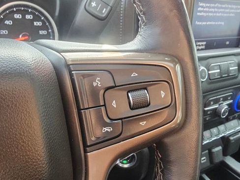 Used 2019 Chevrolet Silverado 1500 High Country w/ Technology Package AWD/4WD image 26