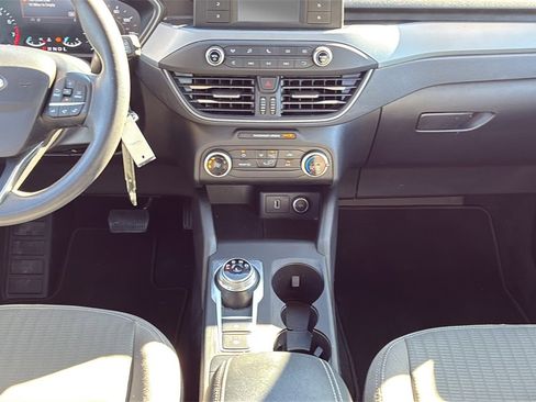 Used 2020 Ford Escape S image 22