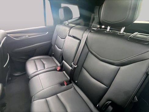 Used 2024 Cadillac XT6 Luxury FWD image 19