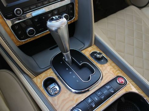 Used 2016 Bentley Continental GT AWD/4WD image 27