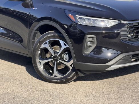 Used 2025 Ford Escape ST-Line Select image 4