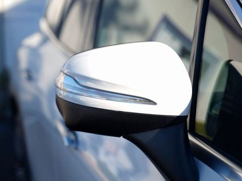 Used 2023 Mercedes-Benz EQS 450+ SUV image 9