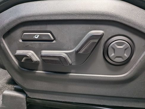 Certified 2025 Hyundai Santa Fe Calligraphy FWD image 21