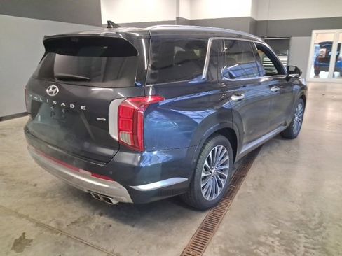 Used 2024 Hyundai Palisade Calligraphy image 47