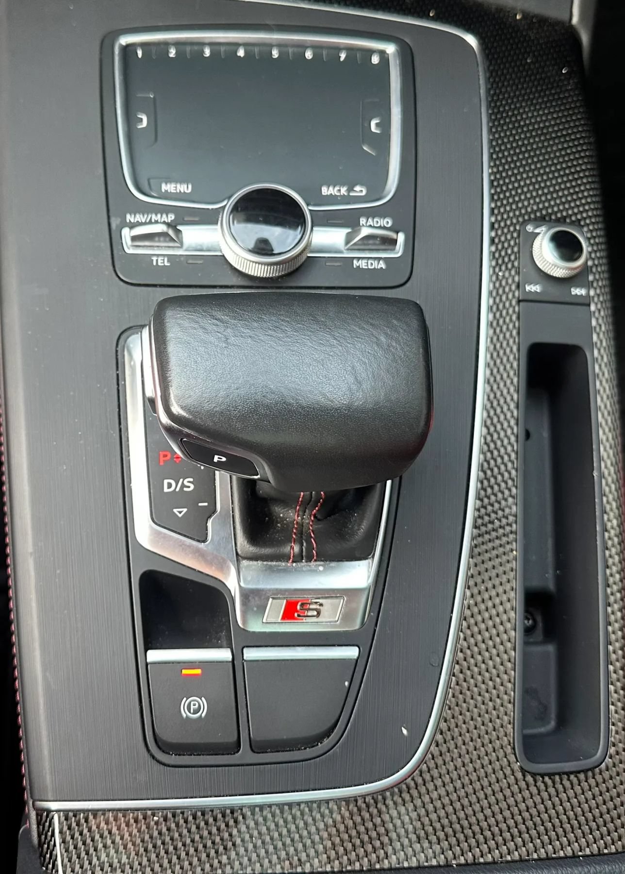 Used 2018 Audi SQ5 Premium Plus w/ Navigation Package AWD/4WD image 22