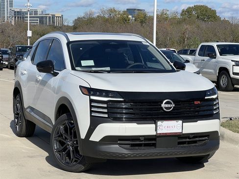 New 2026 Nissan Kicks SR w/ SR Premium Package image 2