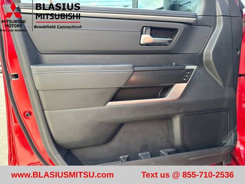 Used 2023 Toyota Tundra Platinum AWD/4WD image 11
