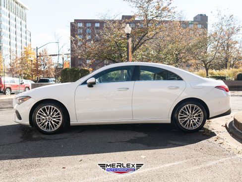 Used 2025 Mercedes-Benz CLA 250 image 4