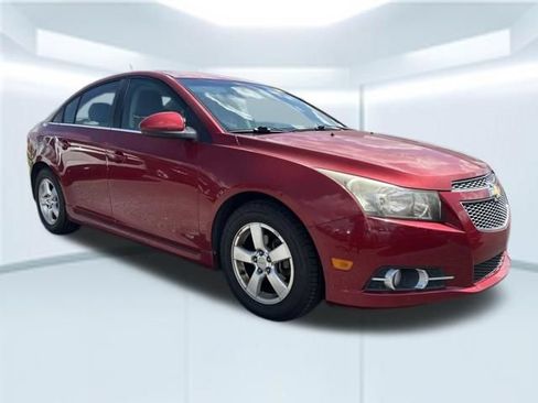 Used 2011 Chevrolet Cruze LT w/ RS Package FWD image 3