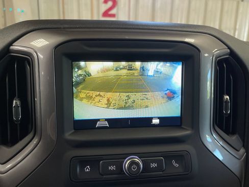 Used 2019 Chevrolet Silverado 1500 Custom Trail Boss w/ Custom Convenience Package AWD/4WD image 25