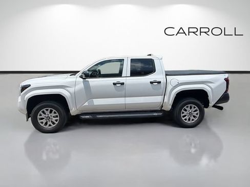Used 2024 Toyota Tacoma SR AWD/4WD image 5