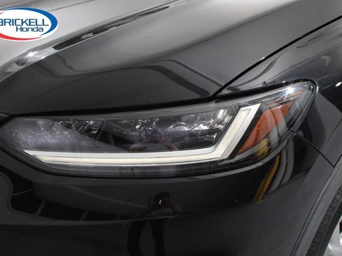 Certified 2024 Honda HR-V LX image 9