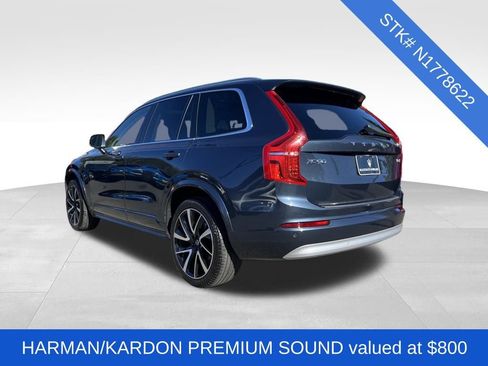 Used 2022 Volvo XC90 T6 Momentum w/ Advanced Package image 4