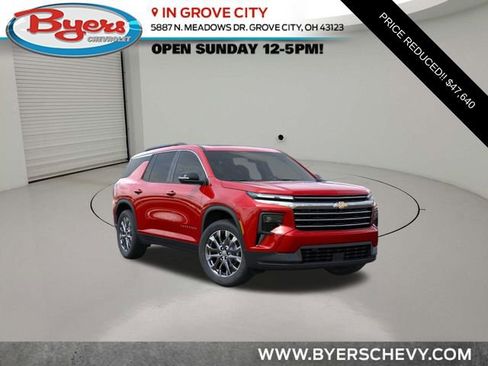 New 2026 Chevrolet Traverse LT w/ Sun and Wheel Package FWD image 1