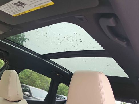 Used 2025 BMW X1 xDrive28i w/ Convenience Package image 19