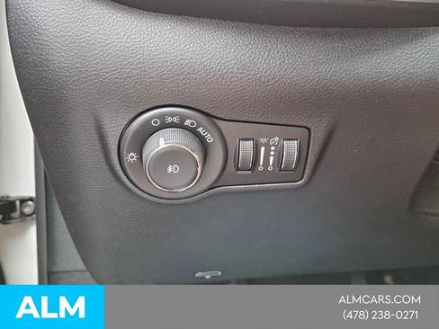 Used 2025 Jeep Compass Limited AWD/4WD image 26