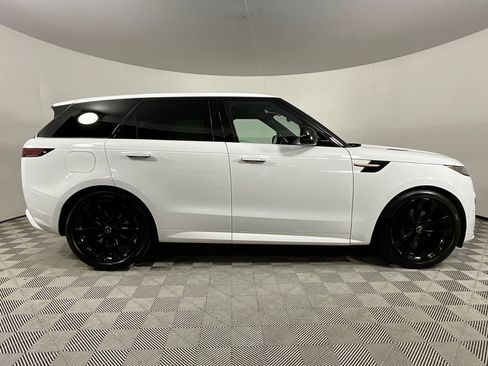 Certified 2025 Land Rover Range Rover Sport Dynamic SE image 5