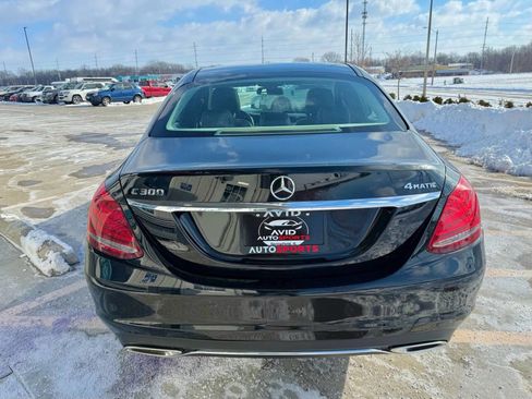 Used 2017 Mercedes-Benz C 300 C 300 4MATIC Sedan 4D image 7
