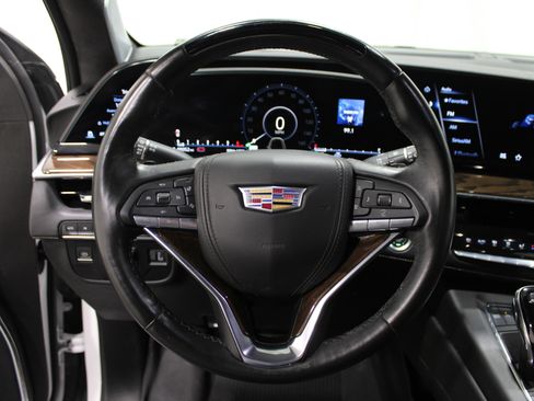 Certified 2024 Cadillac Escalade ESV Sport Platinum image 10