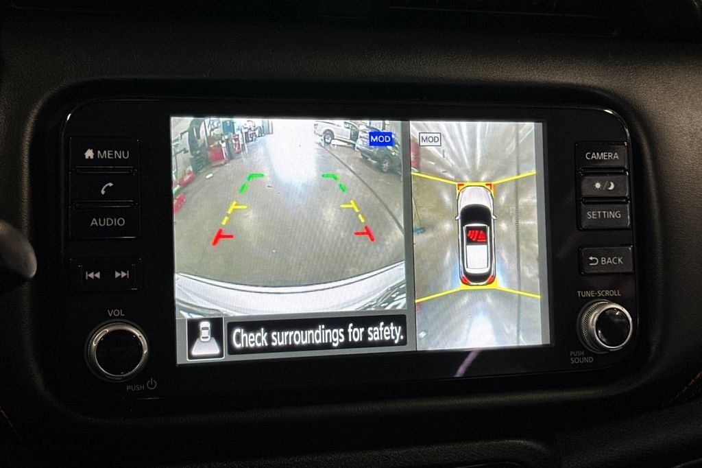 Used 2024 Nissan Kicks SR FWD image 22