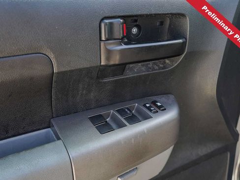 Used 2012 Toyota Tundra 2WD CrewMax w/ Tow Pkg image 16