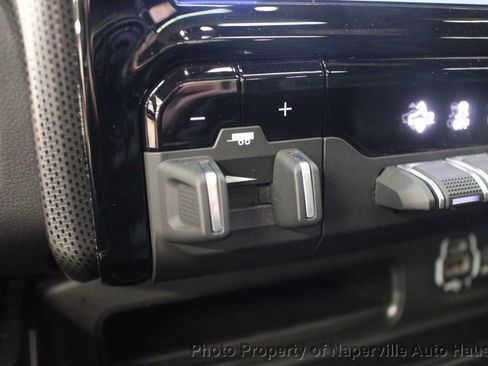 Used 2022 RAM 1500 Limited w/ Night Edition AWD/4WD image 30